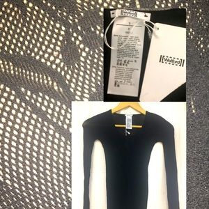 NWT black lace Wolford top sz small- classic